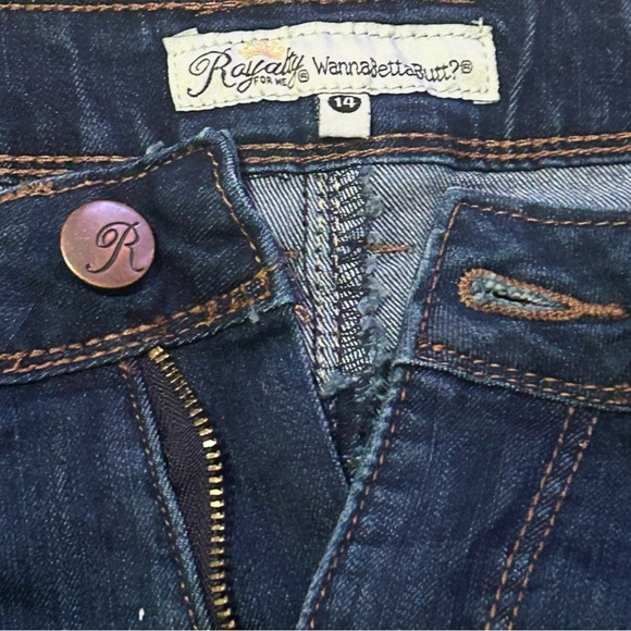 Royalty For Me Womens Dark Wash Denim Short Shorts. Size 14 - Picture 2 of 10